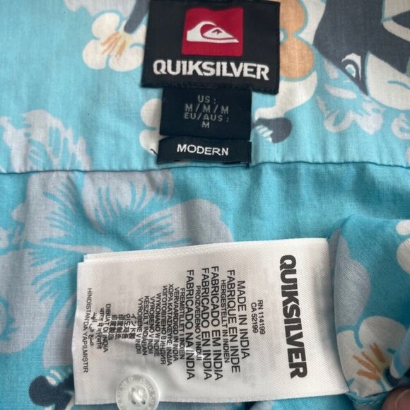 QUICKSILVER HAWAIIAN SHIRT NAUGHTY MAMA IN A ROCKET PRINT SZ M VERSATILE ICONIC - Picture 4 of 16